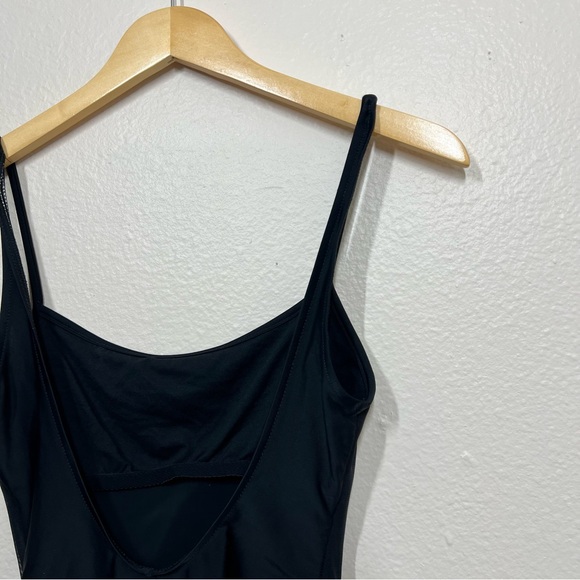 Oscar De La Renta Black Cherry Blossom Embroidered One Piece Swim - Picture 11 of 12